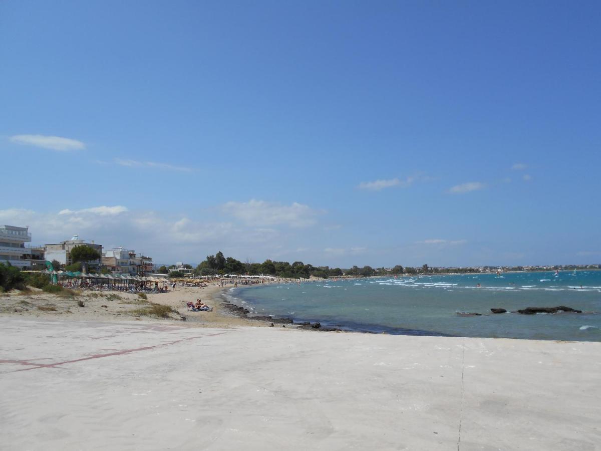Eleni'S Seafront Apartment Artemida  Bagian luar foto